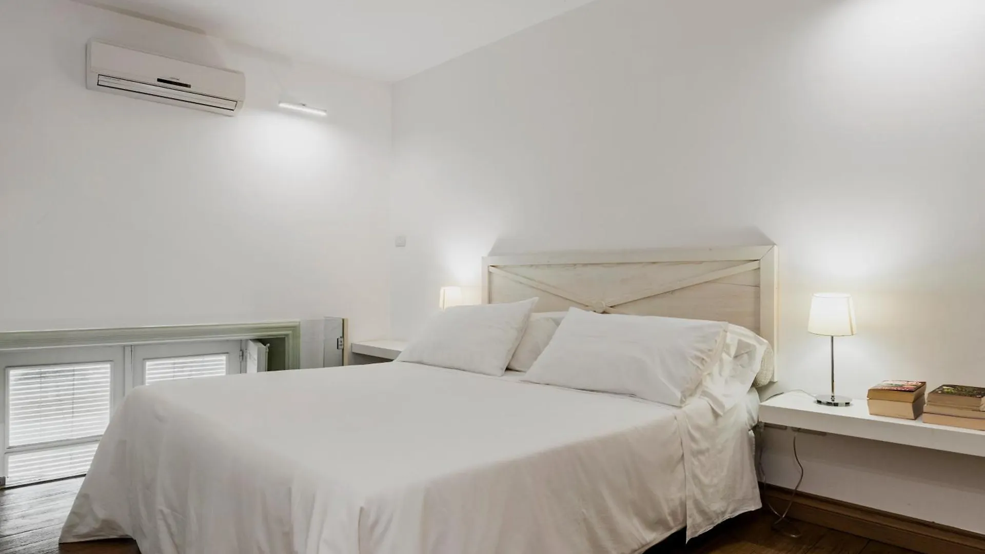 Ferrini Home - Residence 150 Katania Apartament