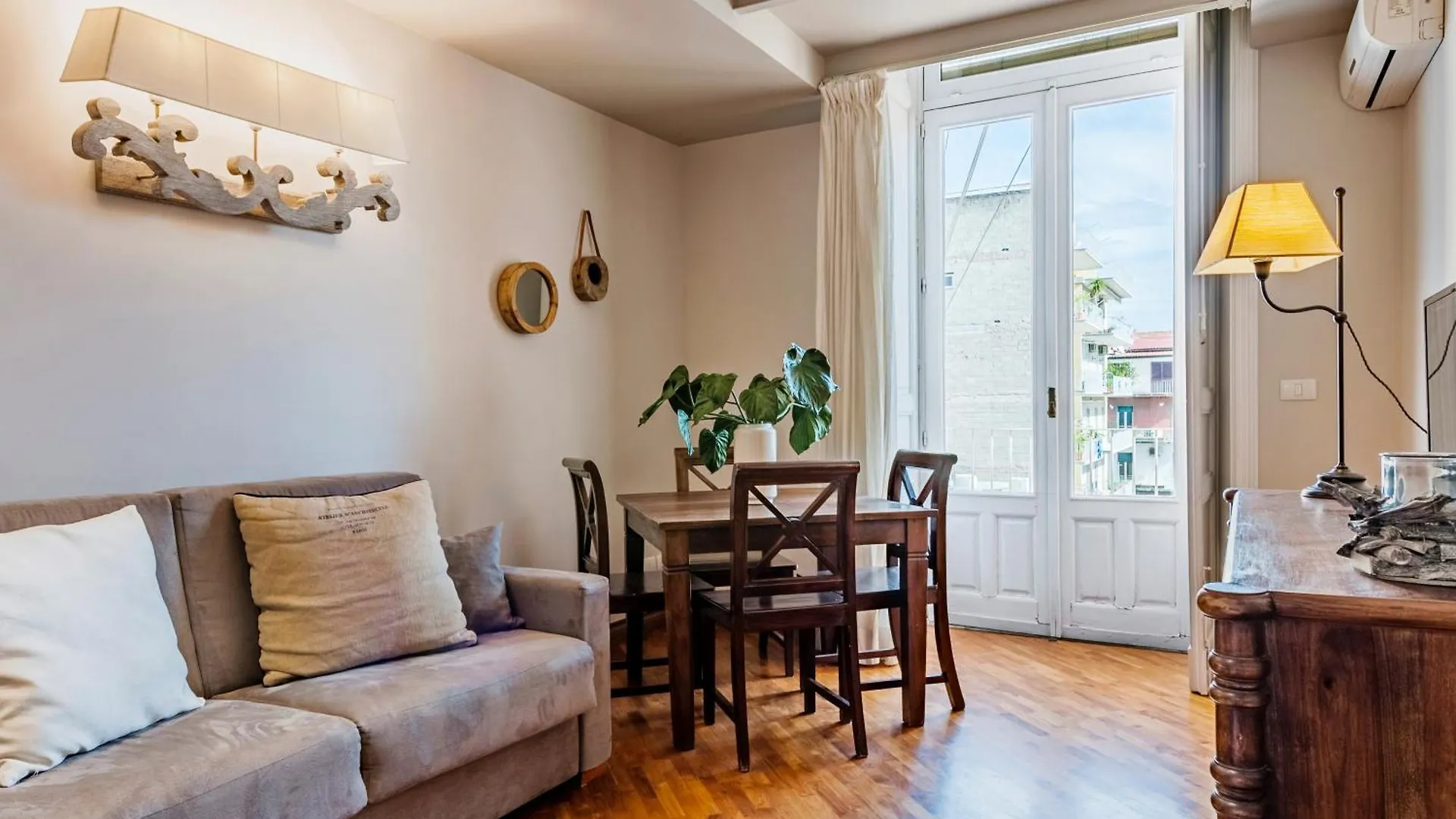 Ferrini Home - Residence 150 Katania Apartament
