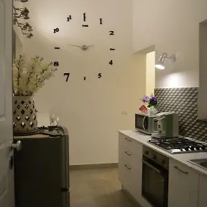 Apartman La Petite, Catania