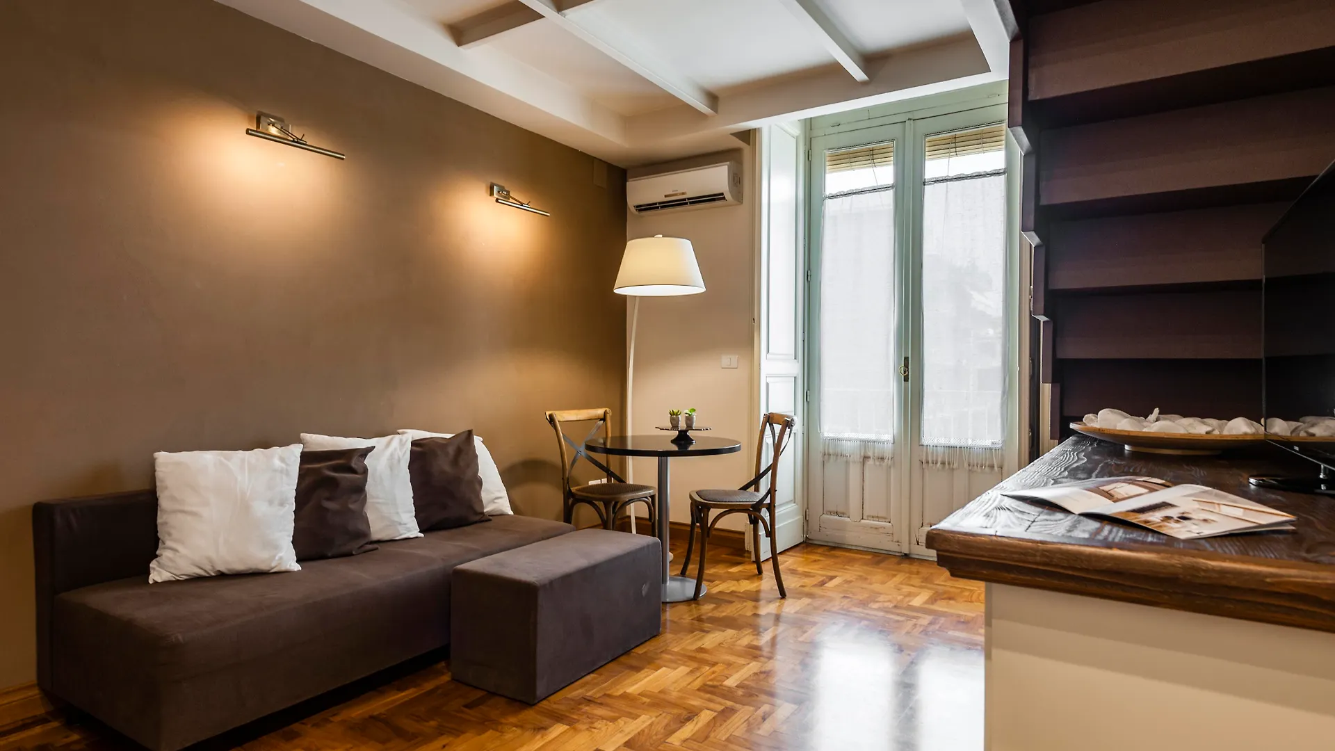 Ferrini Home - Residence 150 Katania